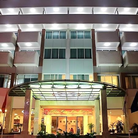 Huu Nghi Hotel Хайфон Экстерьер фото
