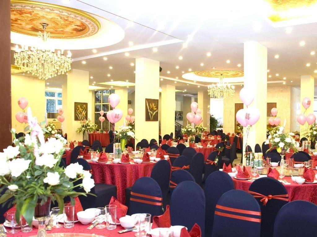 Huu Nghi Hotel Хайфон Экстерьер фото