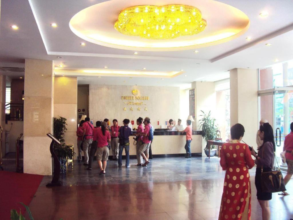 Huu Nghi Hotel Хайфон Экстерьер фото