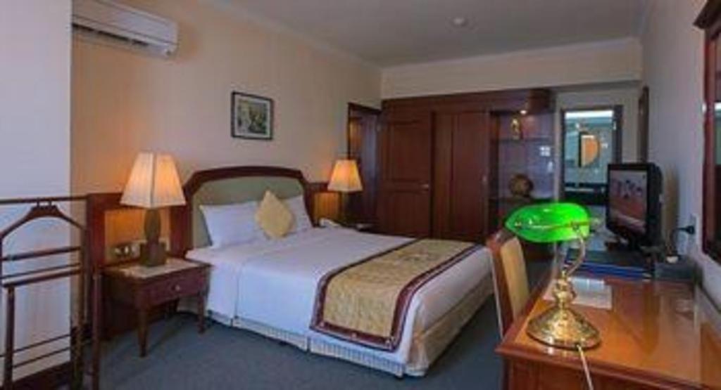 Huu Nghi Hotel Хайфон Экстерьер фото