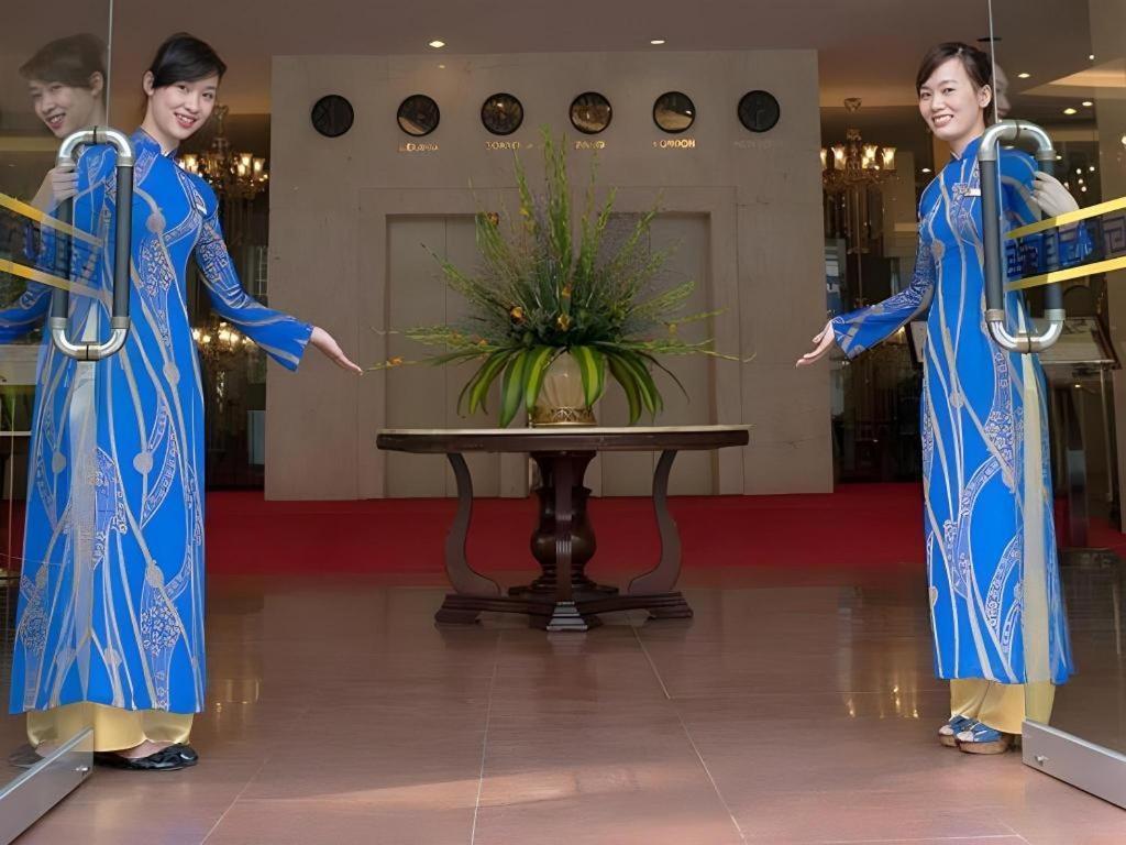 Huu Nghi Hotel Хайфон Экстерьер фото