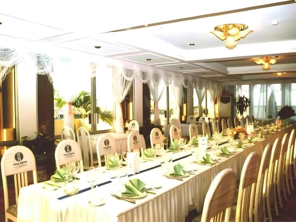 Huu Nghi Hotel Хайфон Экстерьер фото